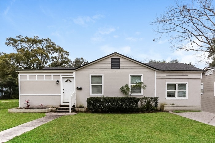 Primary Photo - 1762 Orlando Cir N