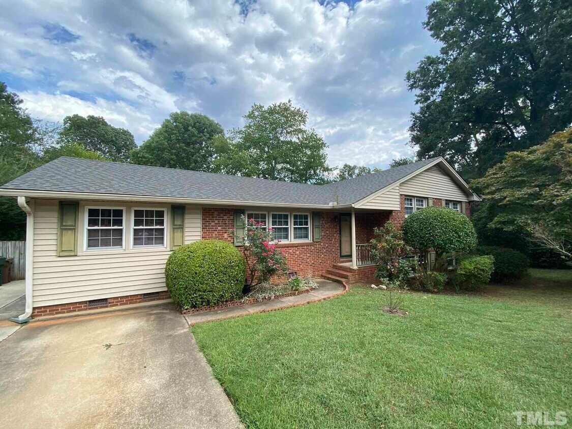 711 Kildaire Farm Rd, Cary, NC 27511 House Rental in Cary, NC