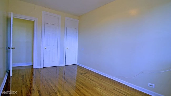 Building Photo - 2322 Grand Ave