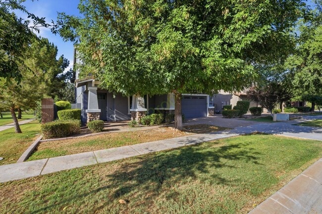 Building Photo - Stunning Gilbert Home in Morrison Ranch – Modern Living in a Prime Location!