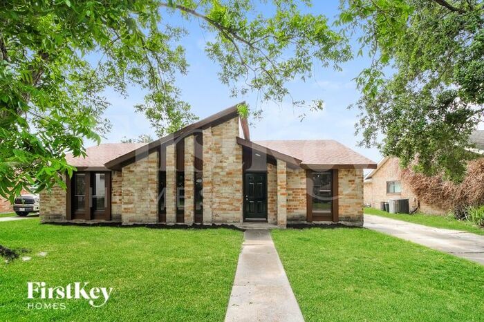 Primary Photo - 10206 Sagemill Dr