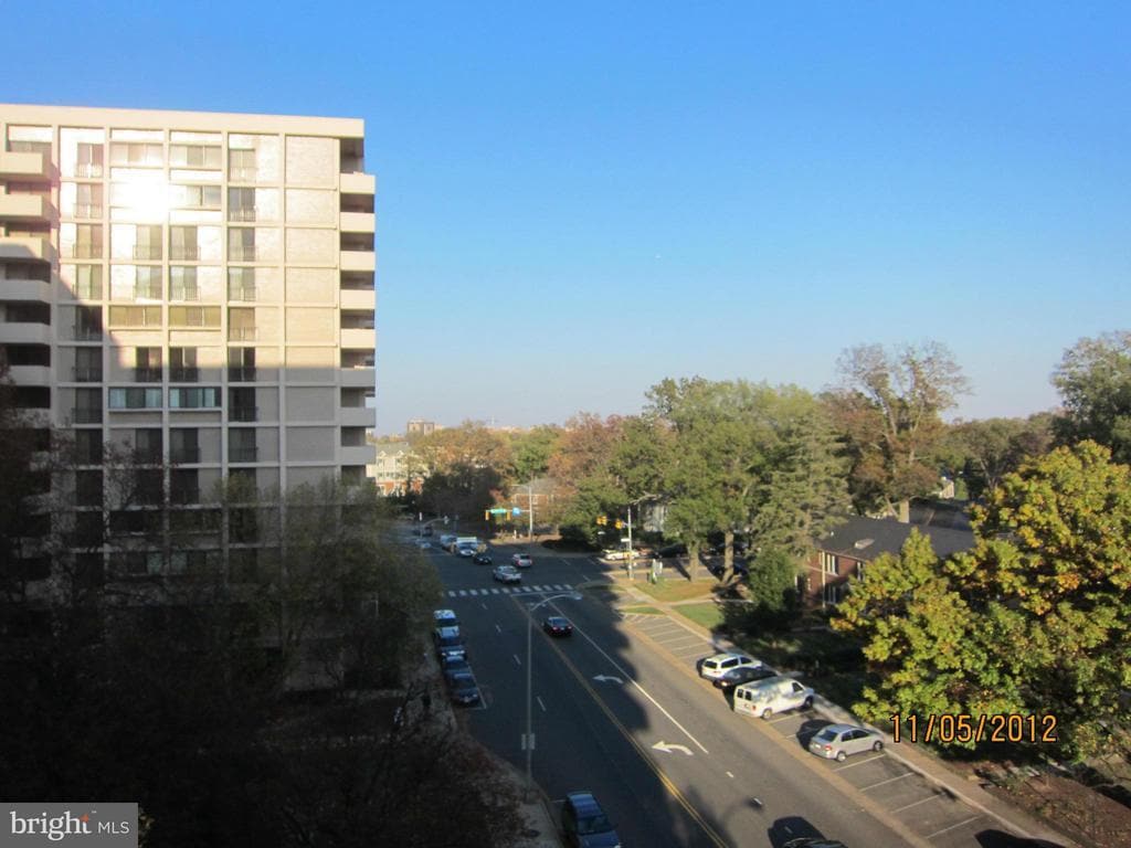 Building Photo - 4141 Henderson Rd