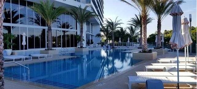 Building Photo - 16385 Biscayne Blvd