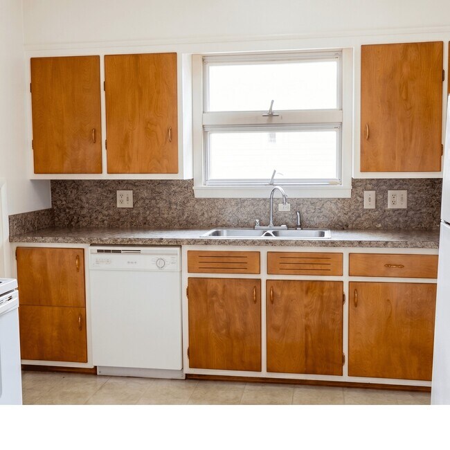 Foto del edificio - 35759 Glenwood Rd