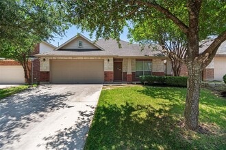 Building Photo - 1609 Hidden Springs Path