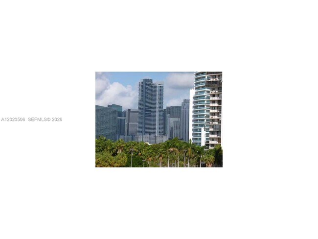 Foto del edificio - 150 SE 25th Rd