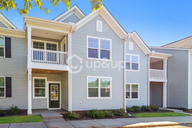 Foto del edificio - 929 Ranchero St