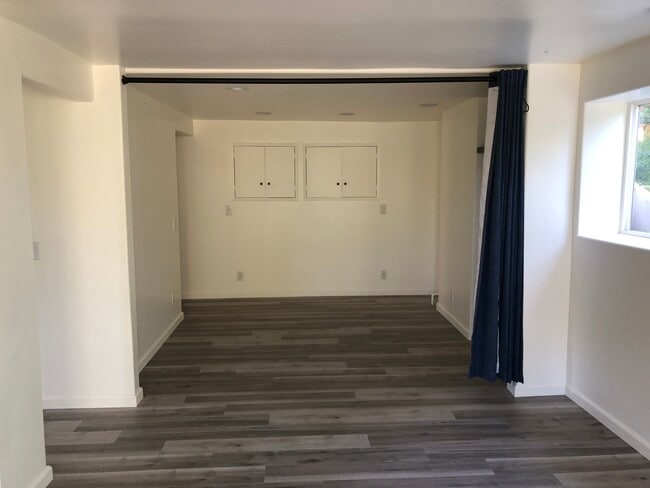 BEDROOM - 2418 Loma Vista Pl