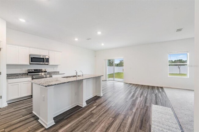Foto del edificio - 35412 Eastbrook Ave