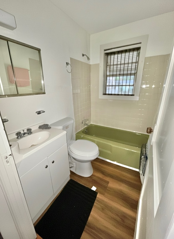 Building Photo - 111 11th Ave S