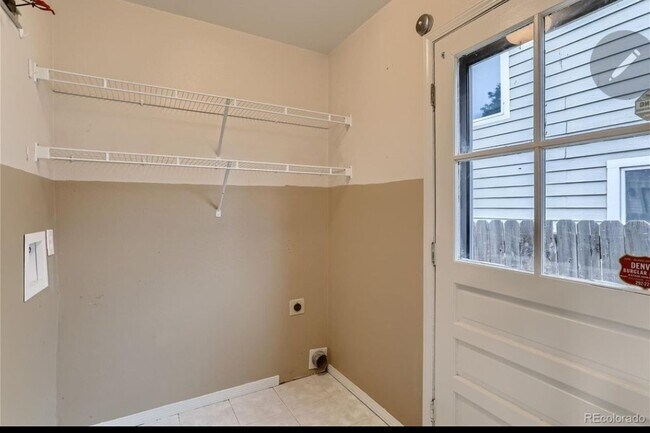 Building Photo - 12384 E Villanova Dr