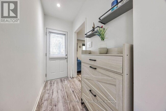 Building Photo - 13 Teston Blvd