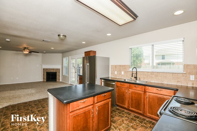 Building Photo - 10840 Devontree Dr