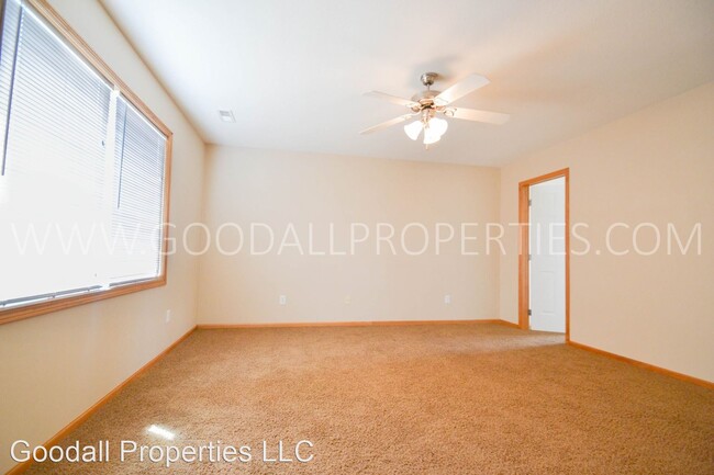 Foto del edificio - 3 br, 2.5 bath House - 9450 Red Sunset Dr
