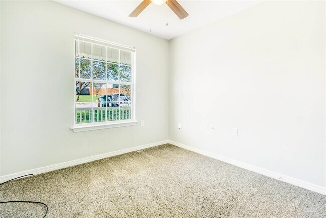 Foto del edificio - 1197 Brownfield Rd