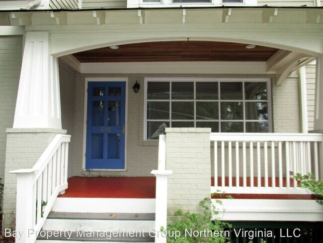 Building Photo - 4 br, 3 bath House - 525 POPLAR DR