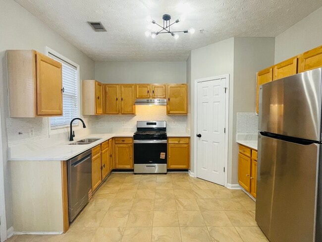 Building Photo - 2615 Avery Park Cir