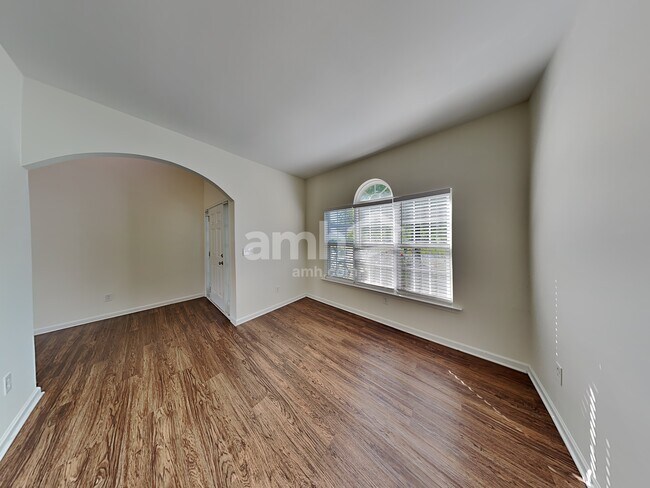 Building Photo - 4216 Houldsworth Drive