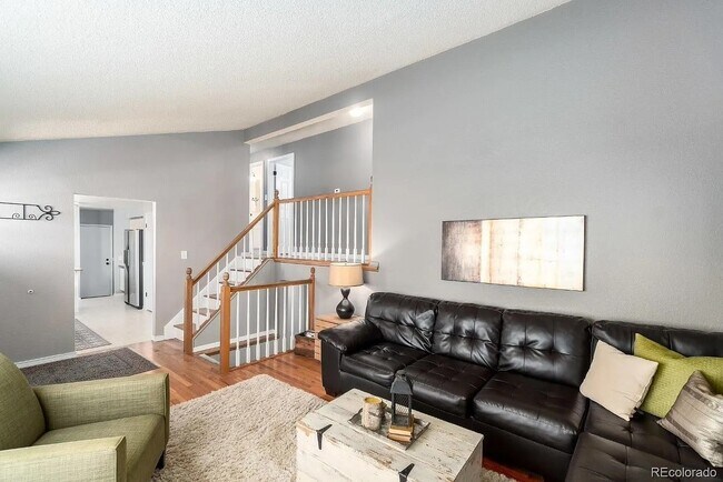 Foto del edificio - Charming home for rent in southern Centennial