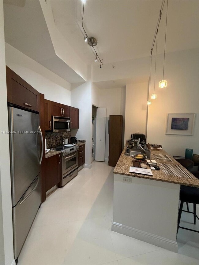 Foto del edificio - 19900 E Country Club Dr