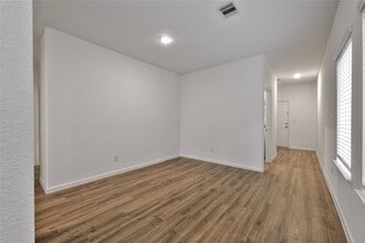 Building Photo - 9626 Summer Shadow Wy