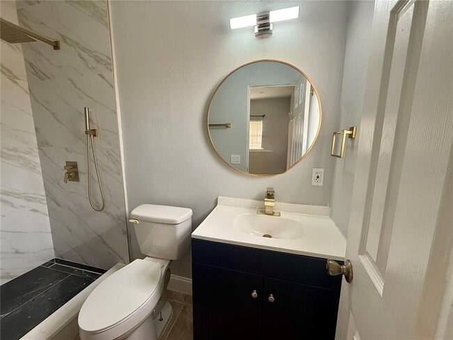 Foto del edificio - 139 Mayfair Cir