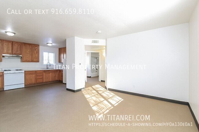 Foto del edificio - 3736 Astoria St