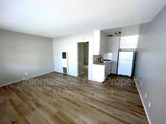 Building Photo - 3340 2nd St