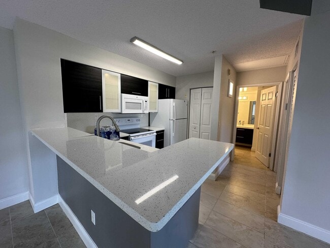 Building Photo - 7872 Sonoma Springs Cir