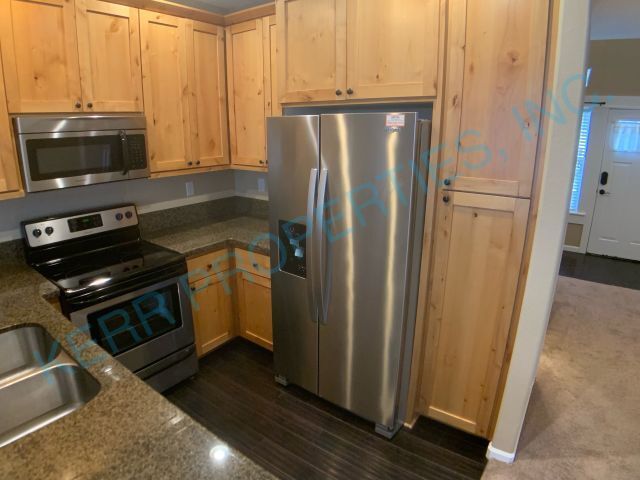 Building Photo - Charming 3-Bed Home with 2.5 Baths and 173...