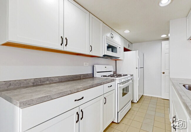 Foto del edificio - 1447 Sutter Dr