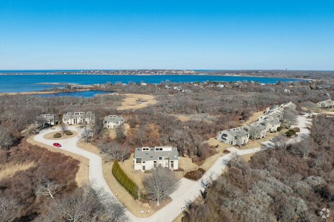 Aerial Photo - Stepping Stone Condominiums