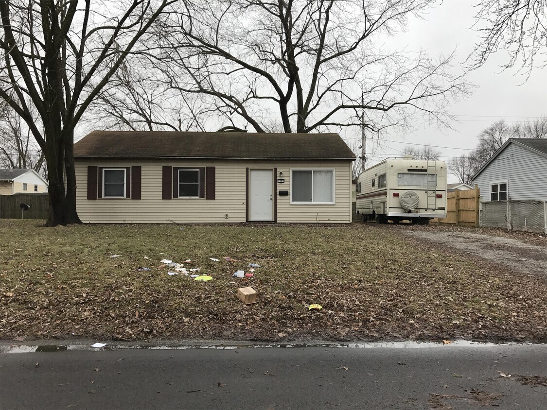 Foto principal - 1701 Hedge Rd