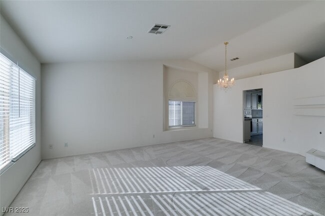 Foto del edificio - 1682 E Graystone Canyon Ave