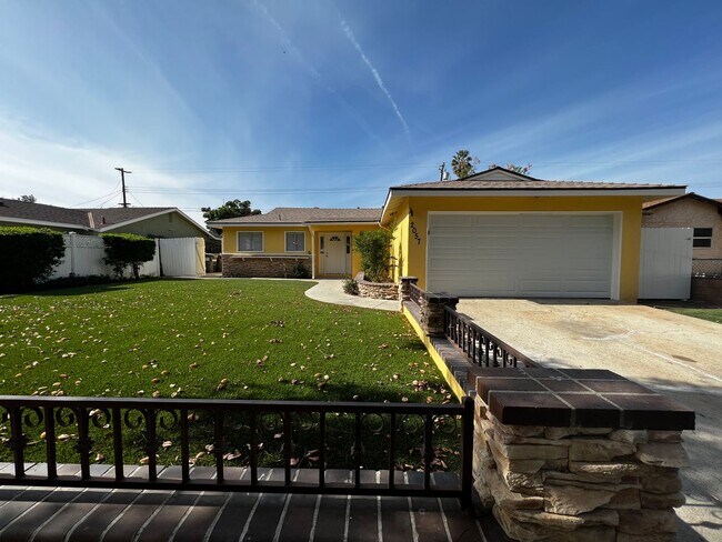 Foto del edificio - 3 bed, 2 bath single story home