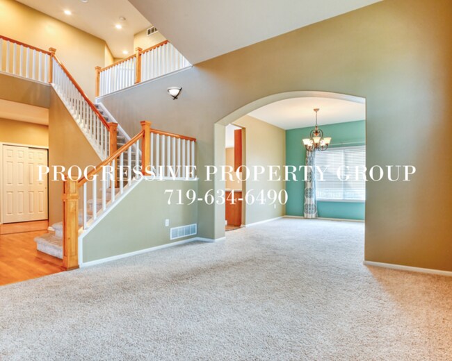 Building Photo - Move-In Special for the Month of November!