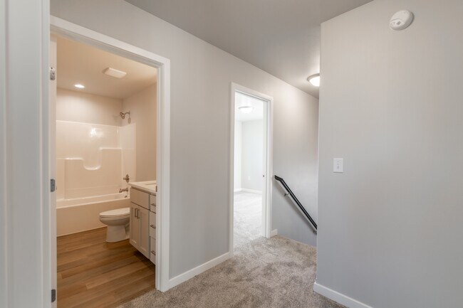 Building Photo - 3626 33rd St S
