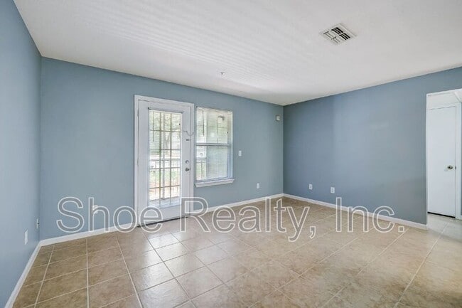 Building Photo - 7701 Timberlin Park Blvd
