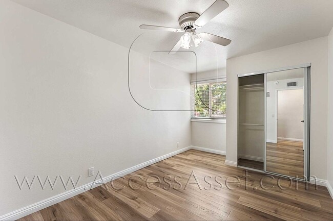 Building Photo - Spacious 4 Bedroom Home with Private Yard & Covered Patio in Anaheim Hills