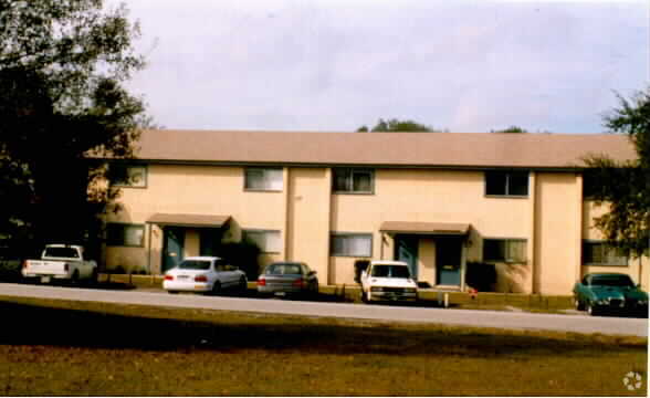 Building Photo - Aristotle Townhouses