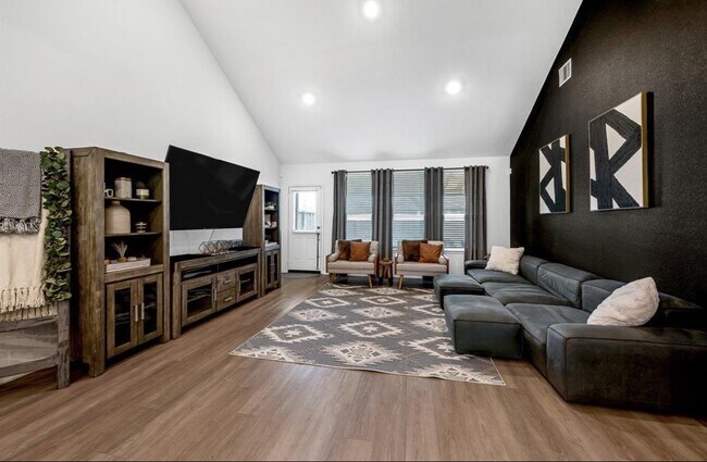 Foto del edificio - 23922 Sage Row Ln