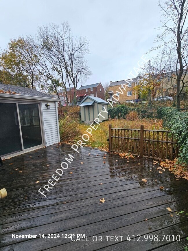 Foto del edificio - 1106 McNeilly Ave