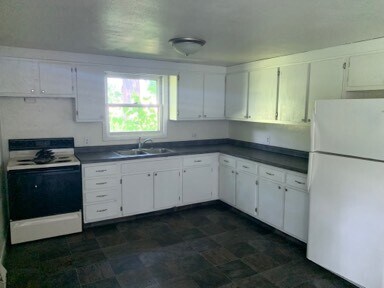 Foto principal - 400 Gilbert St