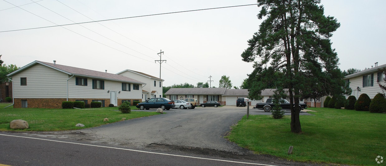 West Lake Apartments Peoria, IL