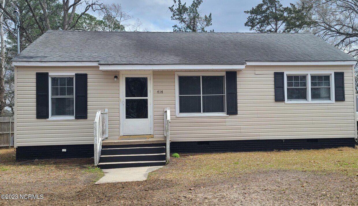 414 Greenview Dr, Greenville, NC 27834 House Rental in Greenville, NC