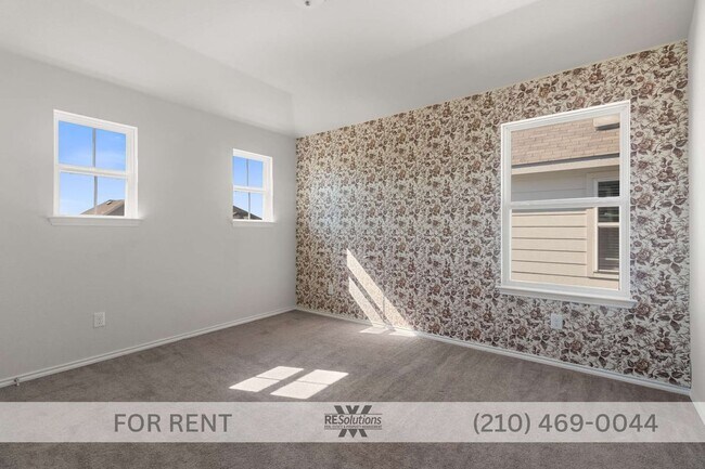 Foto del edificio - 4015 Wild Bloom Rd