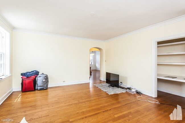Building Photo - 1 br, 1 bath Apartment - 1316 Maple Ave E3