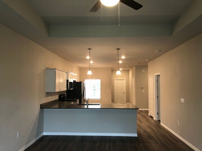 Foto del edificio - 35 Wood Arbor Ln