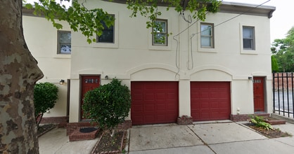 Building Photo - 2517 Webster St