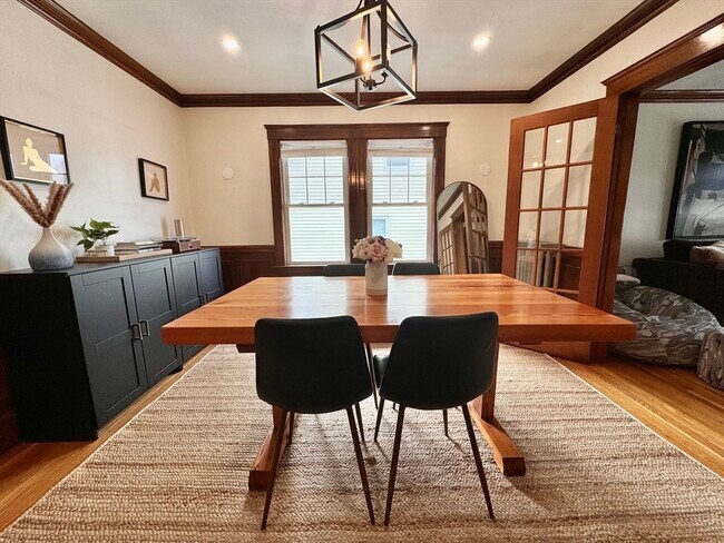 Building Photo - 48 N Munroe Terrace